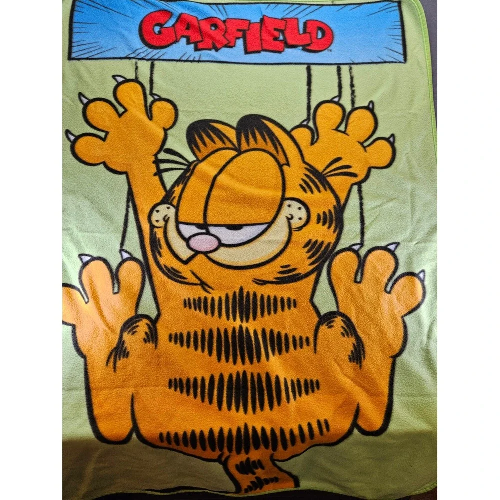 Garfield Hanging Cat Fleece Throw Blanket Lime Green Plush Jim Davis 45x60